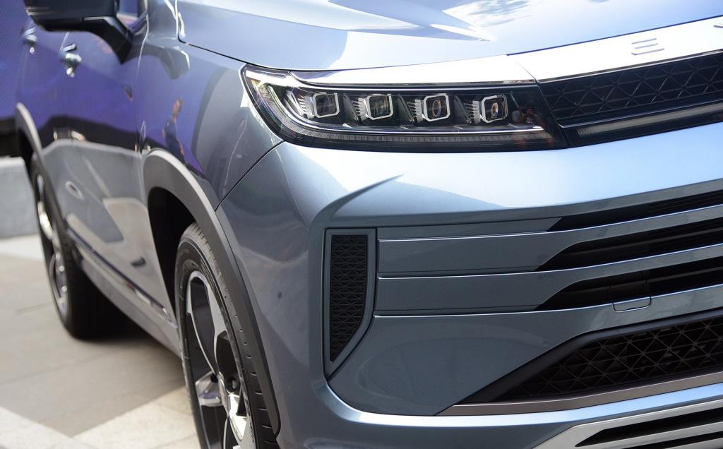 『动力』终于等到了！新款SUV比路虎极光帅气，顶尖1.6T+7DCT，还看啥途观