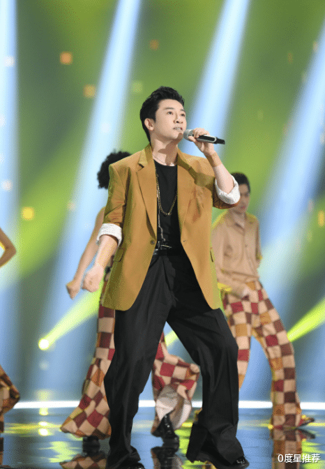 #苏有朋#有种“逆袭”叫苏有朋减肥，46岁变身韩国欧巴，为了红真够拼