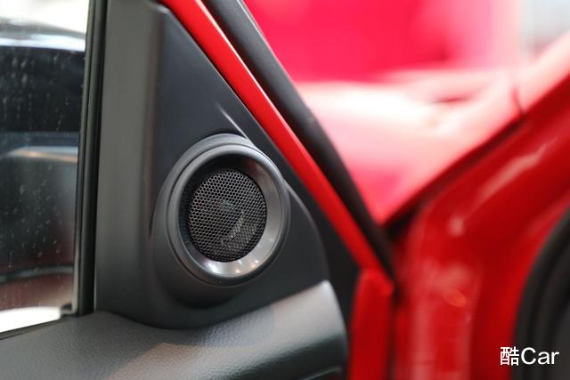 思域|14.39万起售的“小Type R”,令多少人手中的方向盘立马不香了?