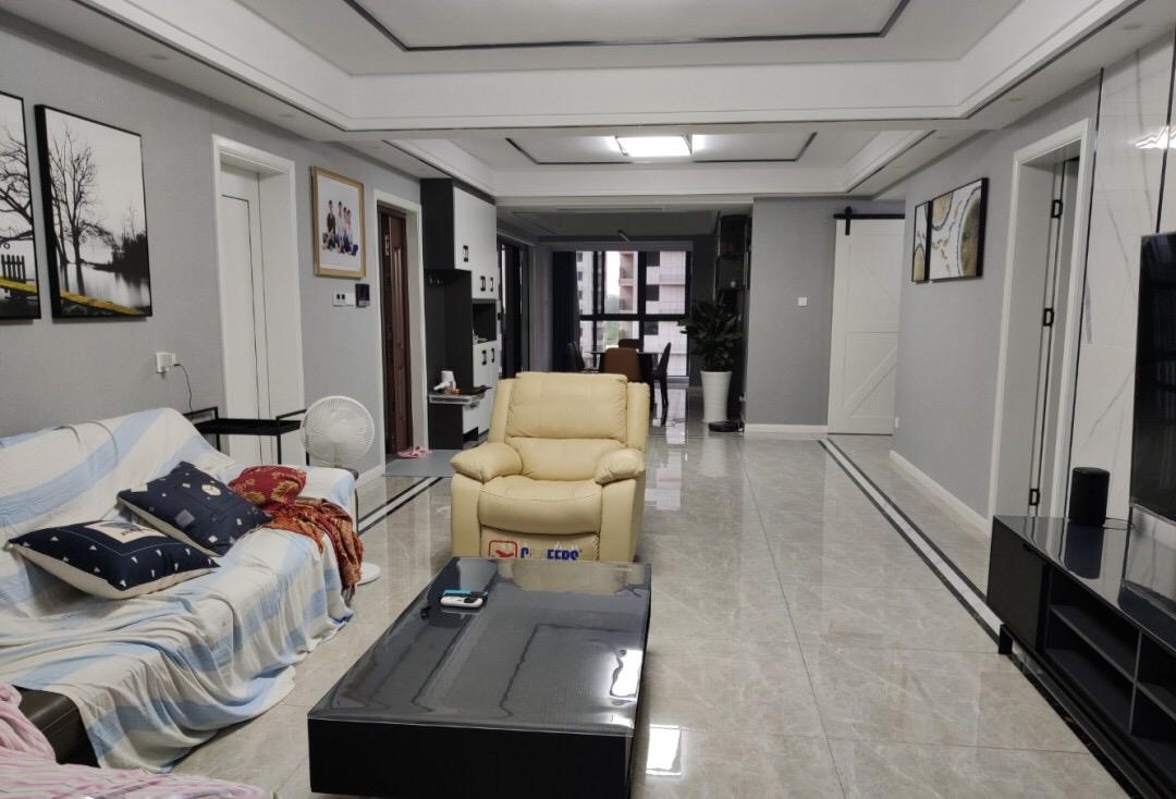 []他家180平大房子，花了6个月的时间终于完工，还没入住晾着通风中