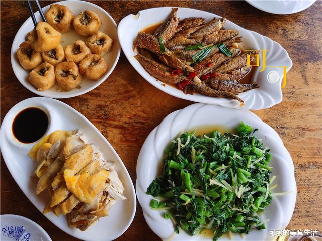 「南瓜」五一假期，去余姚这个村子吃农家乐，两人午餐158元，边吃边赏景