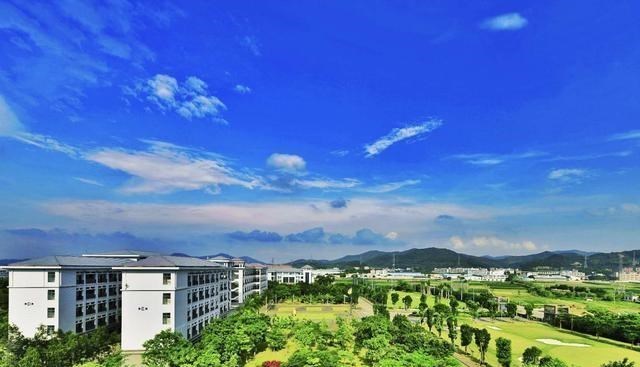 「高校」就业率最高的8所“双非”高校,能够考上,将来不会吃亏!