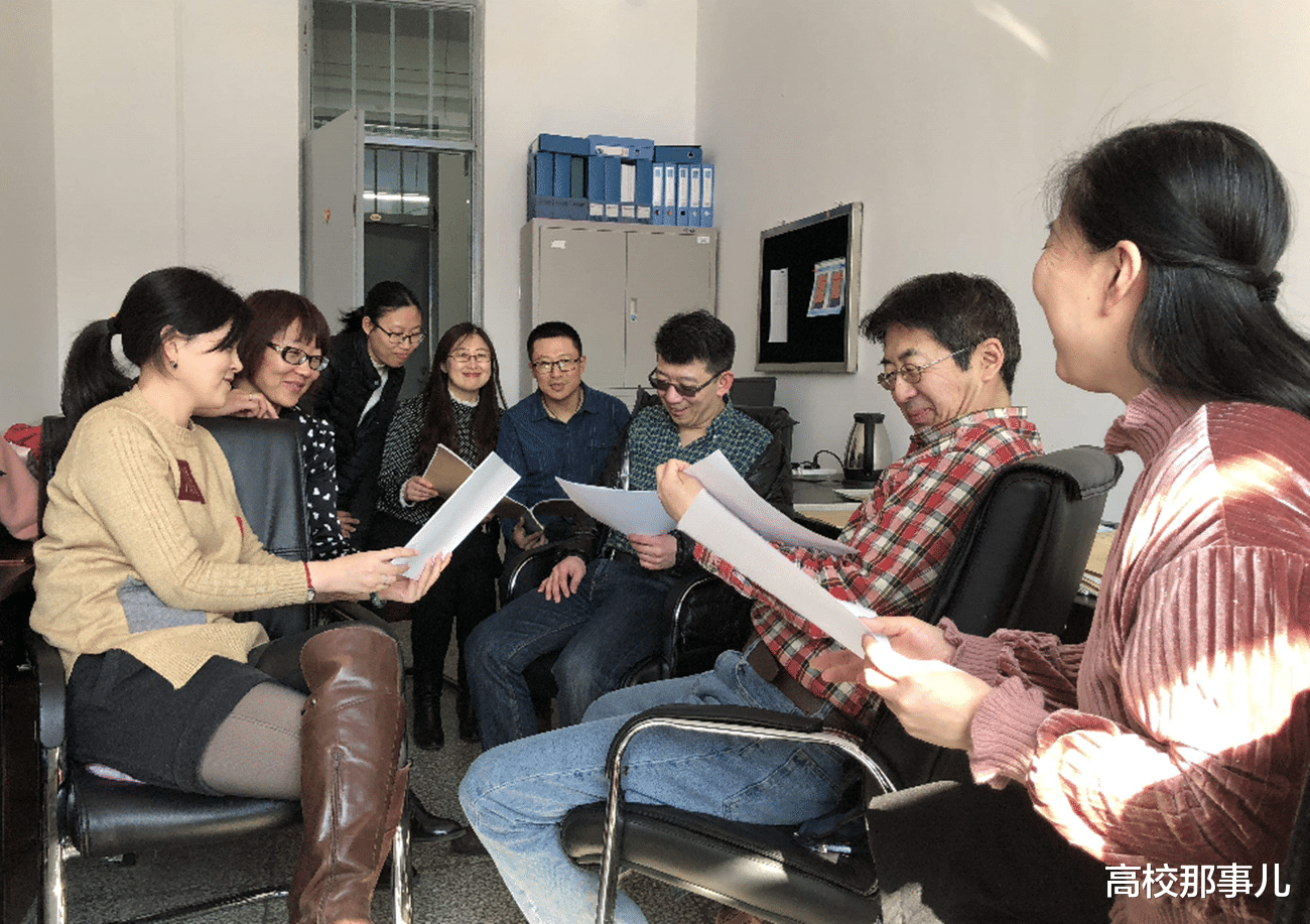 大学|大学“伪热门”的4大专业,看似将来很吃香,实际毕业就失业