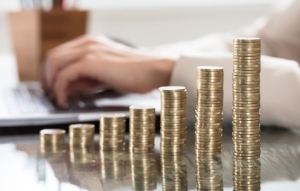 高考状元@曾经一半高考状元报考，火到爆的专业类，适合挣快钱挣大钱