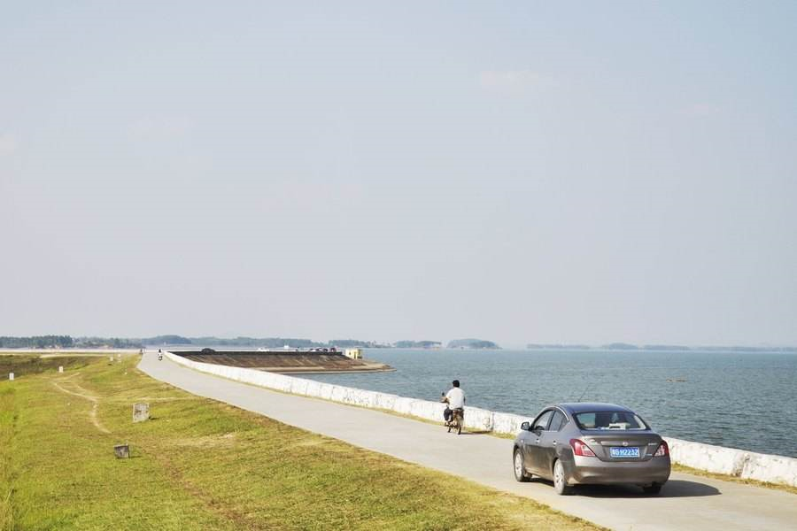 「湛江」湛江自然好风光：鹤地银湖风景区