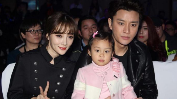 「贾乃亮」贾乃亮隐藏了37年的姐姐曝光,原来是我们熟悉的她,难怪不愿意公开