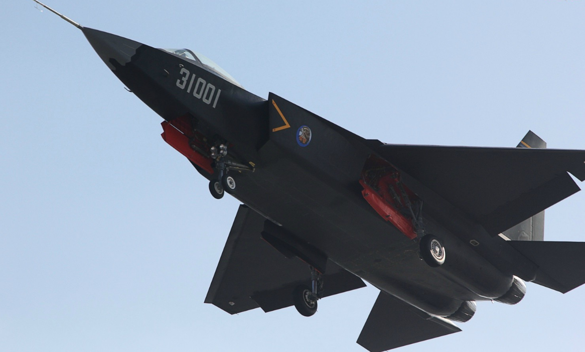 中国战机：为何中国战机在世界市场上不太受欢迎？