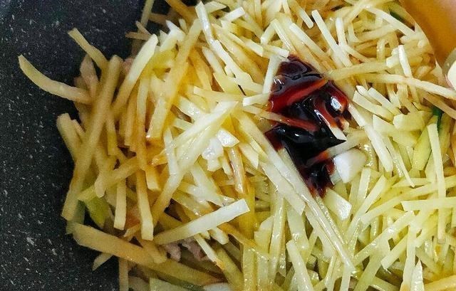 食材■脂肪最怕这食材，用它来代餐，饱腹又顶饿，清肠排宿便瘦得快！