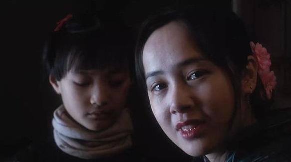 顾长卫|深夜，顾长卫密会女郎，把车开进小胡同后，开启减震器停留1小时