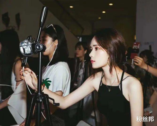 【网络主播】这指导意见太狠，网络主播未经允许播放演唱音乐作品，视为侵权