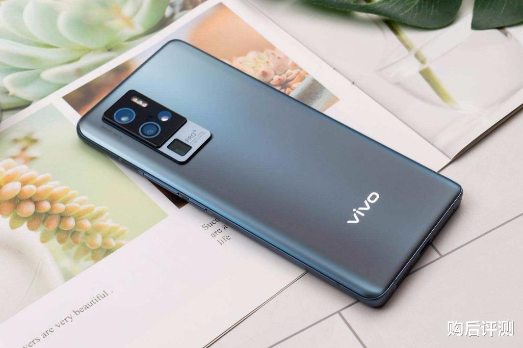 云台|vivo终于想通了！微云台X50 Pro直降300元，还好没早买