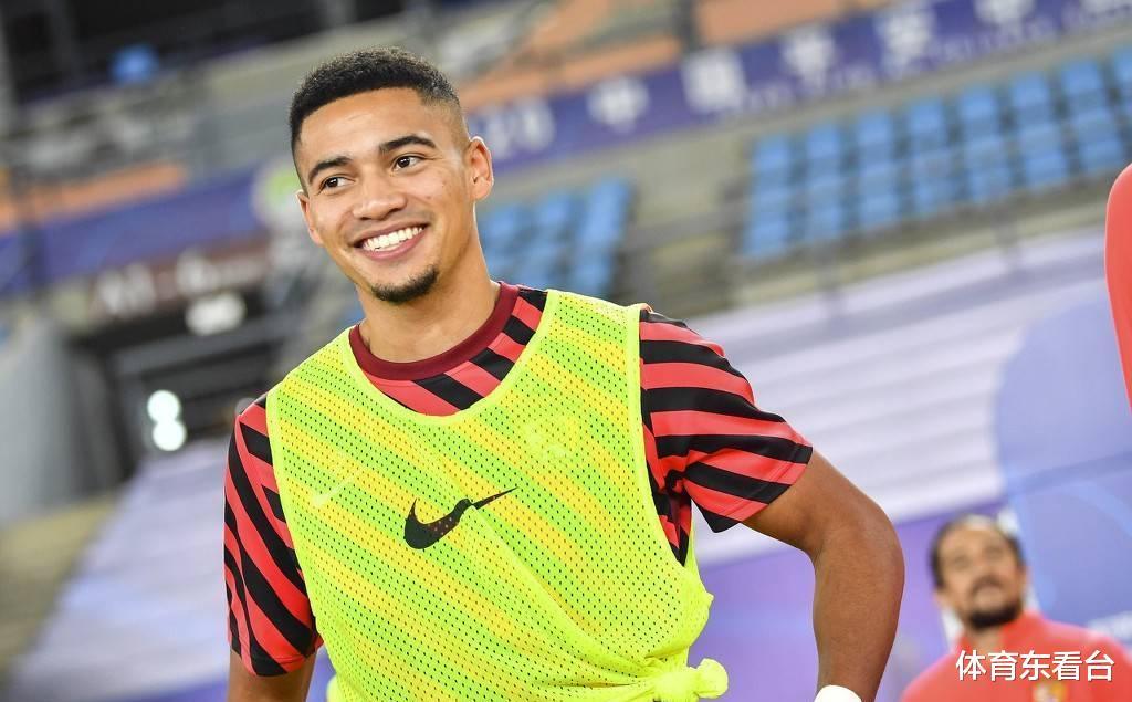 中国足球|国足无敌了!FIFA又确认2大归化出战资格,2021中国足球秒变出线热门队