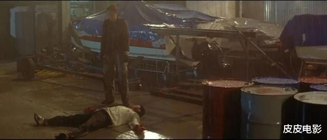吴京|吴京在香港的黑暗经历,被改编成了电影,内地上映时删减19分钟