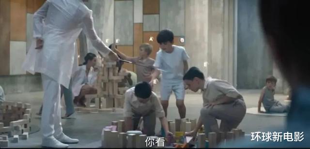 拉法埃尔·马克斯|无隐私，无限制，今年尺度最大的美剧来了