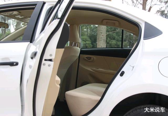 『丰田威驰』丰田成功了！“销量王”终于又大促销了，比捷达好太多，5.88万