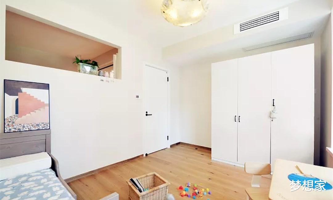 |鸡肋格局拆掉重改,卧室客厅互换,卫生间一分为二还多个小客厅!