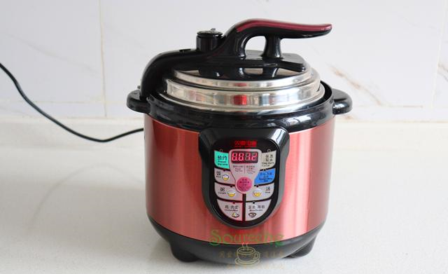 鸡汤|进入农历八月,煲鸡汤时多加这二种食材,每天一碗,暖胃又暖心