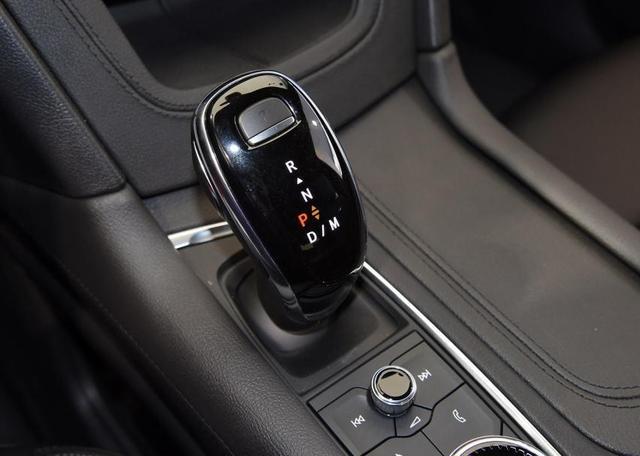 发现神行|33万预算，开完凯迪拉克XT5又换发现神行，车主：档次谁高一开就知道