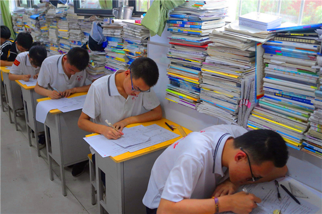 『高考』教育部最新通知，这些取消的考试，将全额退费，网友：太好了