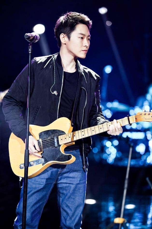 「吴莫愁」吴莫愁小县城商演、张玮跑龙套,中国好声音里的明星都怎么了?