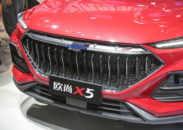 歐尚X5起售價6.99萬，定位緊湊型SUV，軸距尺寸2710毫米-圖3