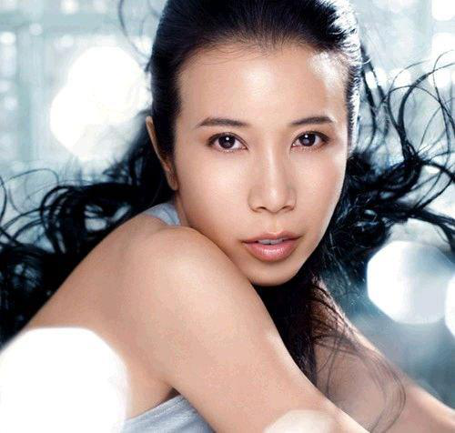 粤语歌曲|唯一的一首粤语歌曲，改成国语版后，火遍全网