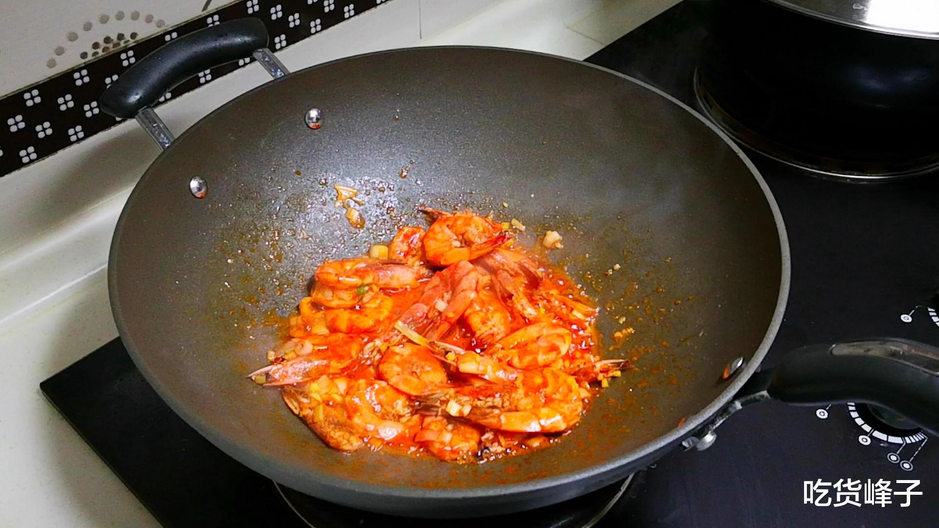 白菜|天冷，多用它和大虾炖着吃，对肠胃特别好，5毛一斤吃得起， 特香！