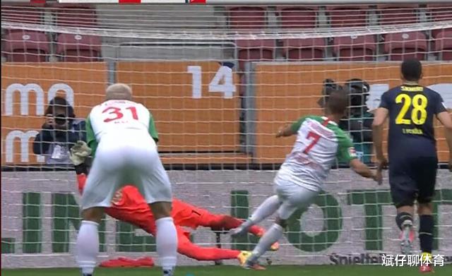 [点球]保级大战神剧情！点球不进+第85分钟丢球，2分钟后，奇迹般绝平！
