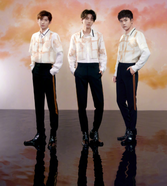 易烊千玺|易烊千玺20岁生日，王俊凯王源卡点庆生，粉丝评论暖心有创意