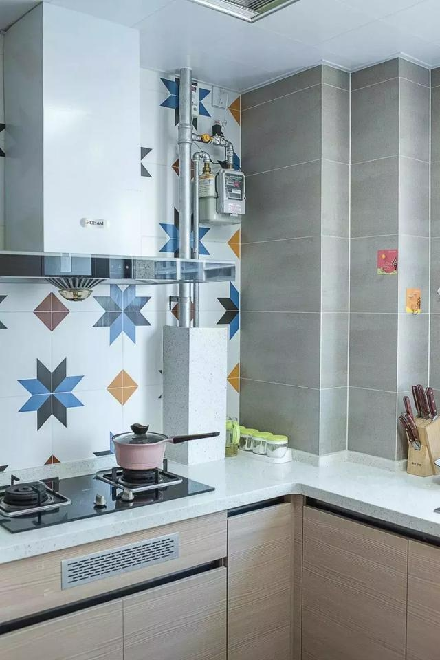 125㎡北欧三居室，客餐厅+长吧台做隔断，见过的人都称好看