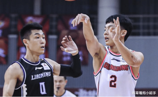 徐杰|年轻的双冠王，总决赛关键时刻杜锋为何敢让他上场，力摘关键篮板