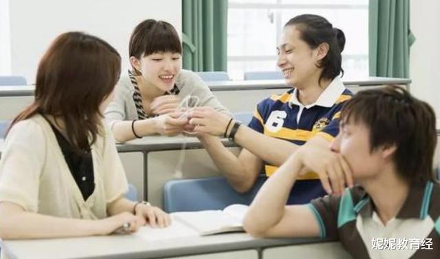 大学|普通本科真的不如985、211院校？过来人坦言：这几点情况很真实