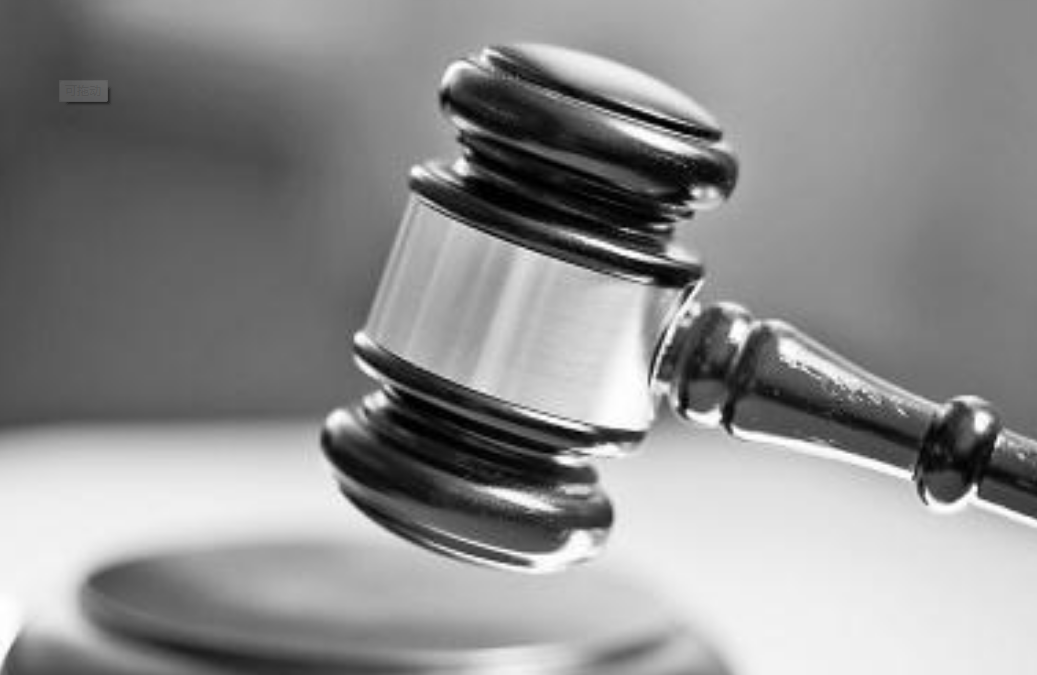 微社评 山西一12岁女孩遭继母虐待，皮肤多处溃烂感染，被虐打成植物人