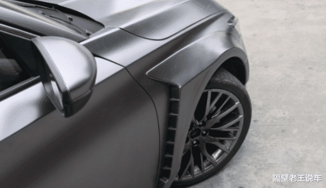 b级车|一箱油900公里，这才是B级车王，8个月狂甩120570辆，碾压凯美瑞