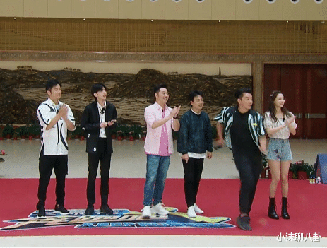 #王耀庆#王耀庆现身《奔跑吧》，谁注意到郭麒麟的举动？素质不是装出来的