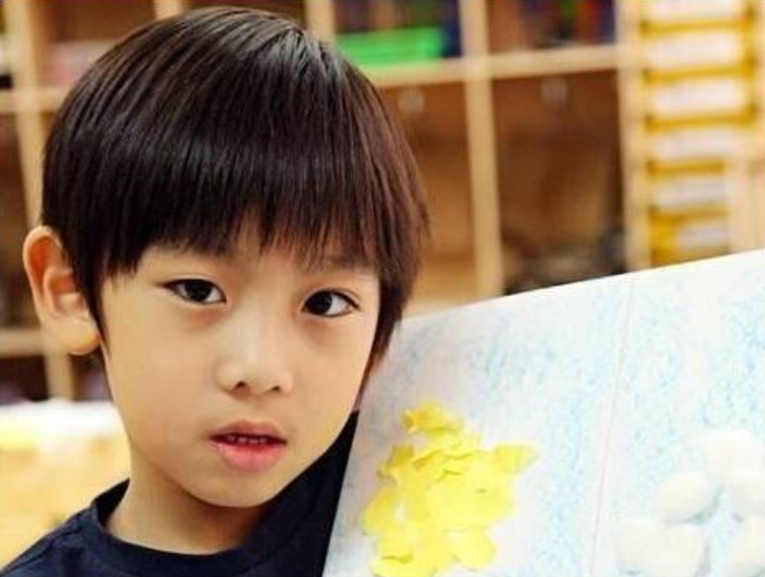 []第一季《爸爸去哪儿》中的5个孩子，如今已经过去7年，是否都变了模样？