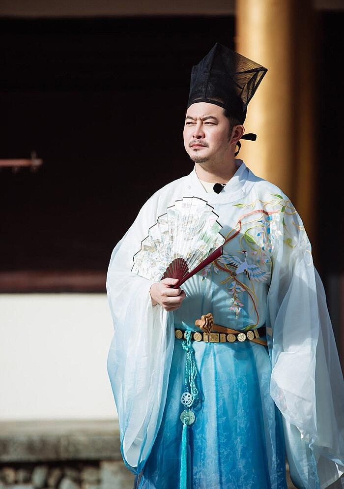 沙溢|以前古装剧中男女通吃的美男子，沙溢、沈晓海这是经历了什么？