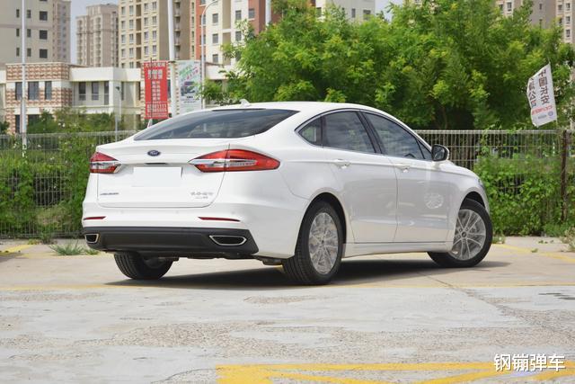 蒙迪欧■买速腾的难受了！曾与A4齐名，现一路跌至14万，气场不输迈腾