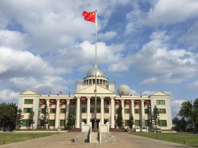 「三沙」我国唯一不堵车的城市,常年军队驻守,景色优美却不允许游客过夜