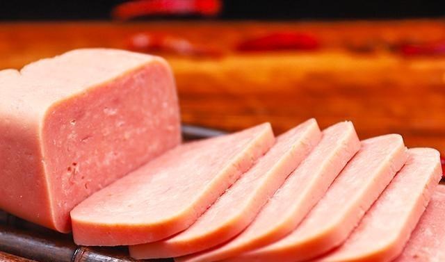 午餐肉|“午餐肉”是“猪肉”吗？知道它的原料后，吃货们不淡定了