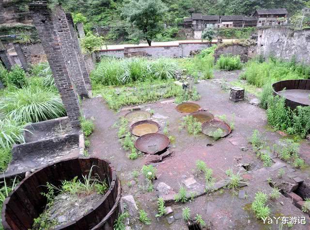 「古镇」重庆一个被“遗忘”的古镇，藏在大山深处，景色不输桂林山水