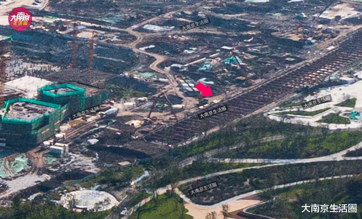 大南京生活圈|绵延近2公里，南京超大滨江综合体规模初现