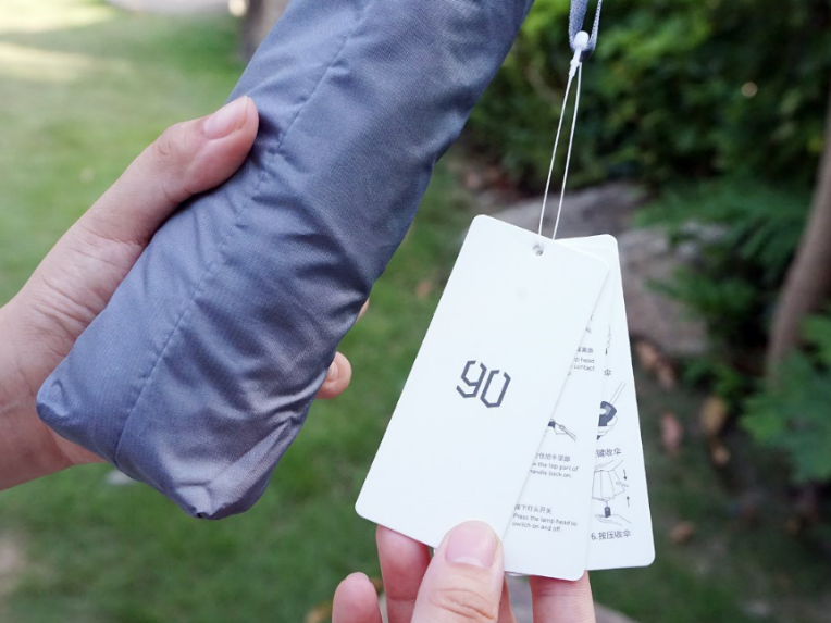 黑科技|照亮前路，遮蔽风雨，90分黑科技雨伞