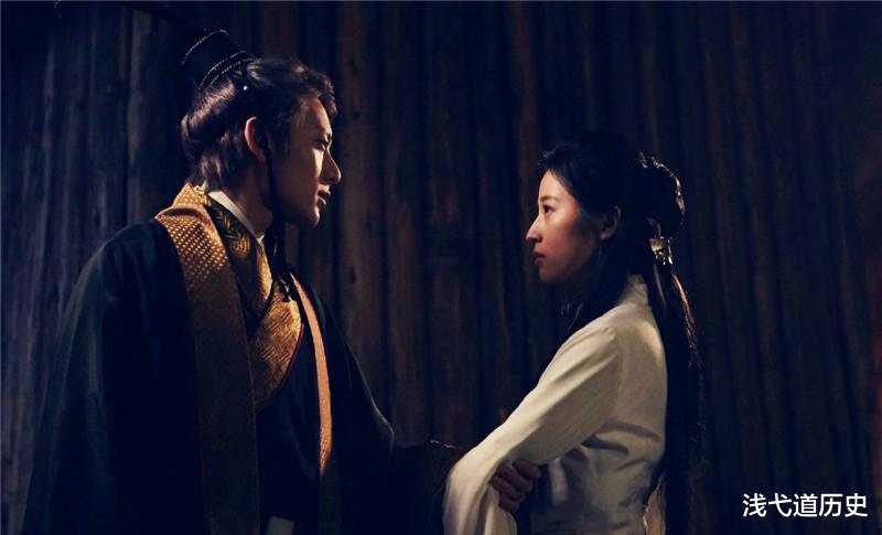 王莽|为何说王莽是“穿越之子”？史学家：你看他妻子在家穿的啥