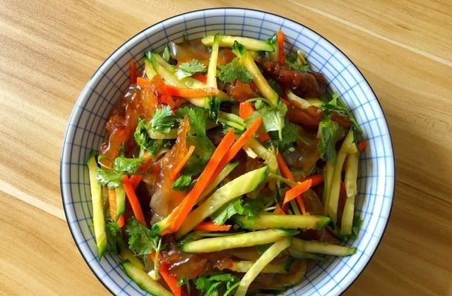 『食材』假期第一天，老公下厨做了5道菜，晒到朋友圈，朋友：家有贤夫