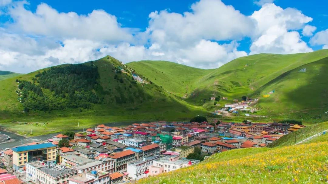 自驾|川西最美的7条自驾路线,每年秋季沿途美成油画,快收藏起来吧!