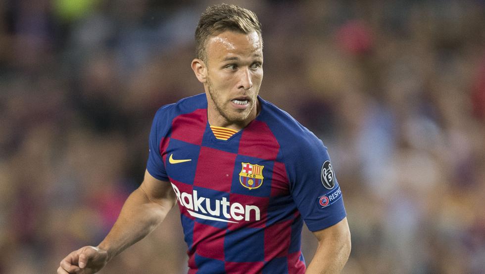 [巴塞罗那]为了钱谁都敢卖？曝巴萨同尤文达成协议，哈维接班人将搭档C罗！