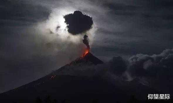 「天文学家」找到答案！1000多年前，月亮消失了，天文学家现在知道原因了