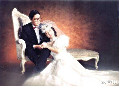 韩红|他一手捧红韩红那英，被判刑却病死狱中，妻子为还债至今未嫁