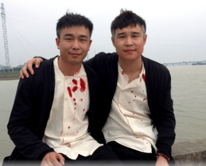 陈小春|明星和替身的合照,以为陈小春已经够像了,最后一位娶了本尊的前任!